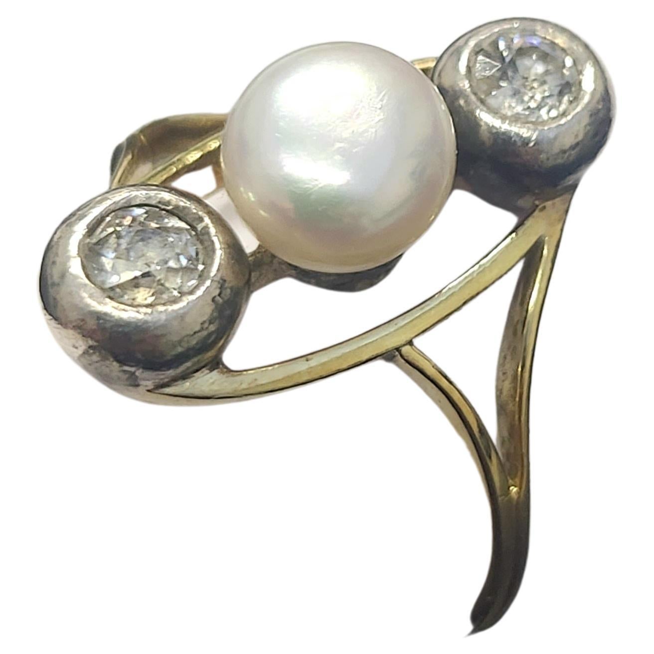 Antique old Mine Cut diamond ring and pearl gold ring For Sale