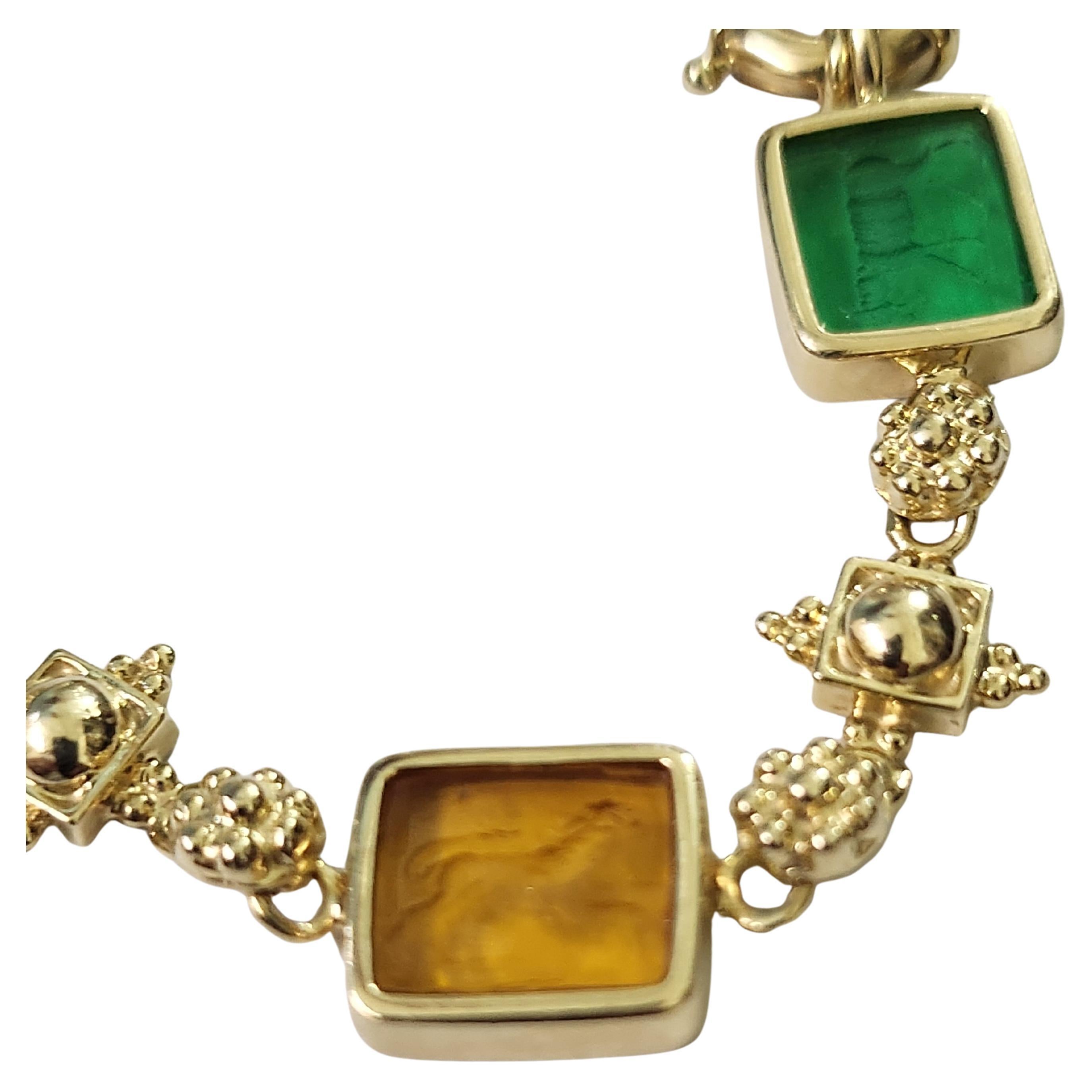 Tagliamonte vintage  Pulsera de eslabones de oro con camafeo de cristal veneciano en venta 3