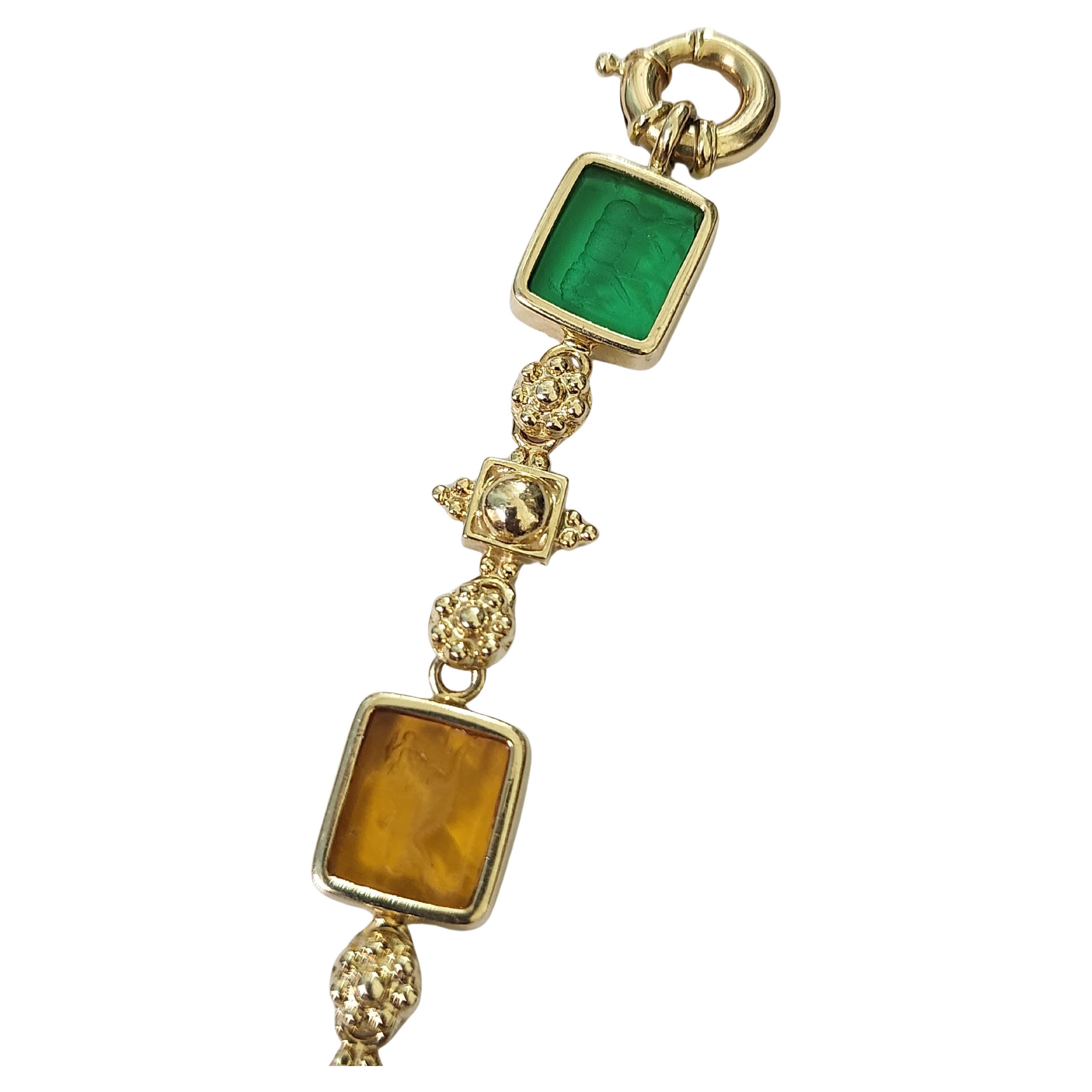 Tagliamonte vintage  Pulsera de eslabones de oro con camafeo de cristal veneciano en Bueno estado para la venta en Cairo, EG