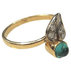 Emerald And Brilliant Cut Diamond 18K Gold Ring