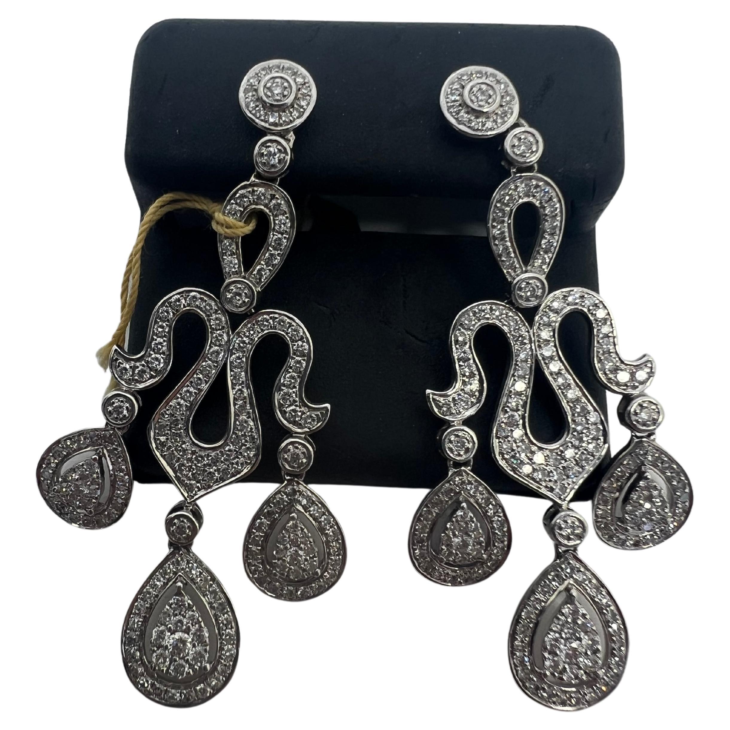 Pendientes araña de oro blanco de 14 quilates con diamantes de 1,25 quilates