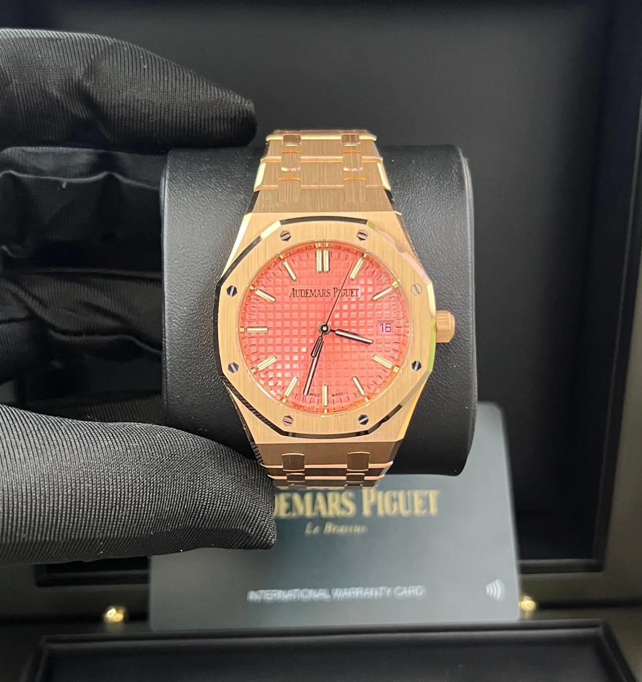 Audemars Piguet Royal Oak Selbstaufzug Ref. 77450ODER.OO.1361ODER.01 (Empire) im Angebot