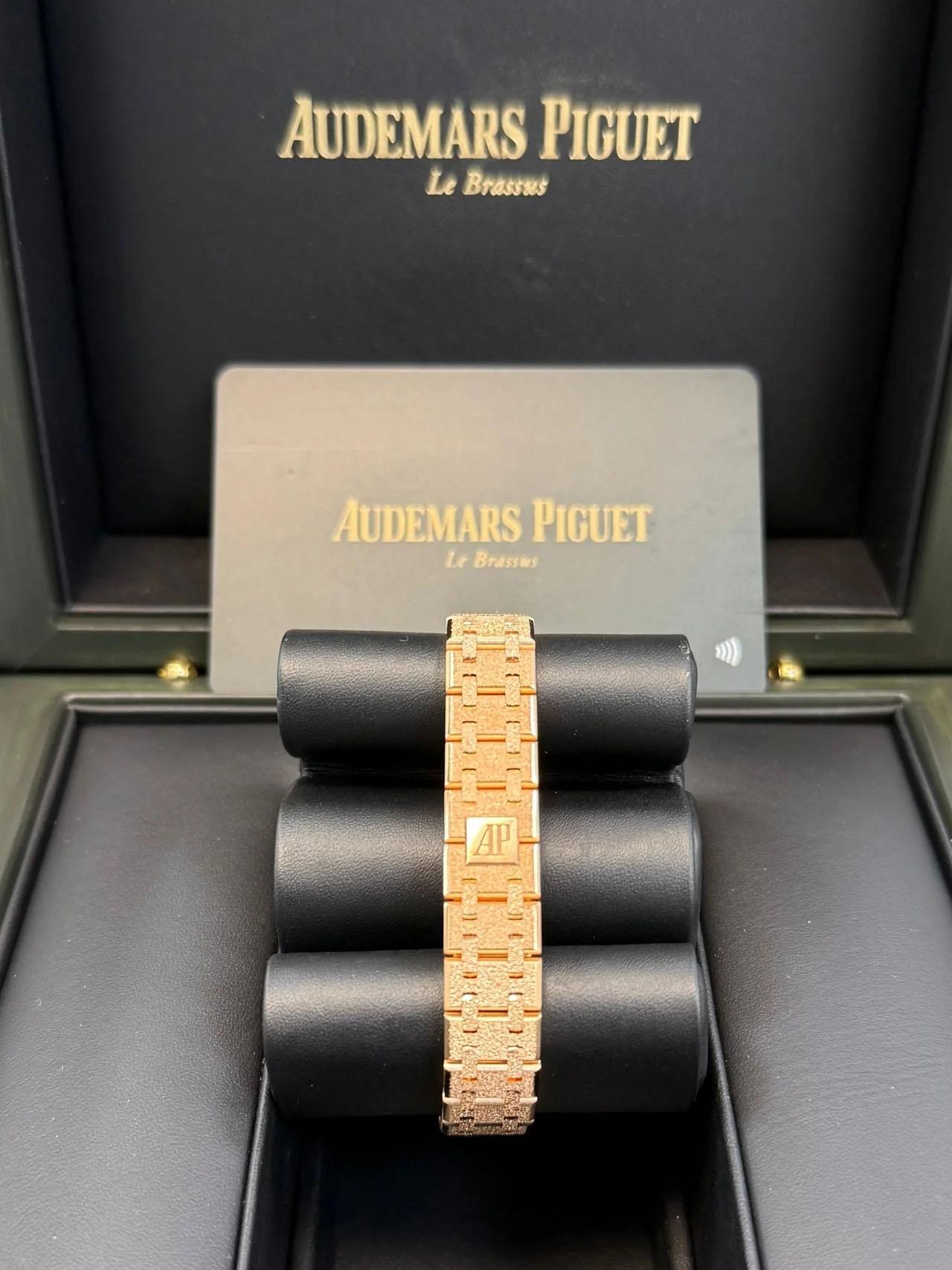Audemars Piguet ROYAL OAK MINI FROSTED GOLD QUARTZ Ref. 67630OR.GG.1312OR.01 im Angebot 2