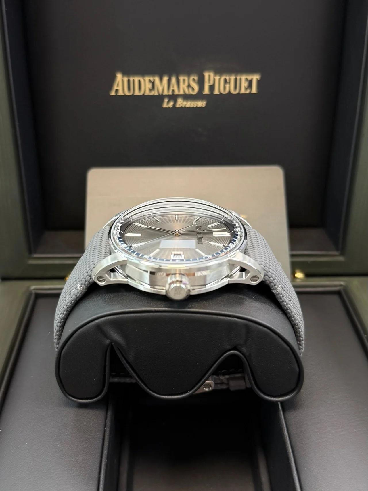 Audemars Piguet Código 11.59 automático Acero inoxidable Esfera gris 15210ST.OO.A009 en venta 6