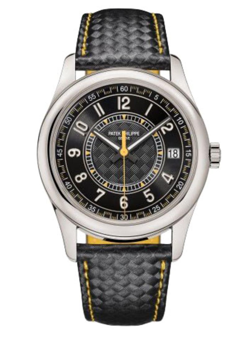 Patek Philippe enrichit sa collection Calatrava de trois nouveaux garde-temps en or blanc au style moderne et graphique.

Les cadrans noirs ébène se distinguent par leur géométrie rythmée, rehaussée par trois types de finitions. Le centre présente