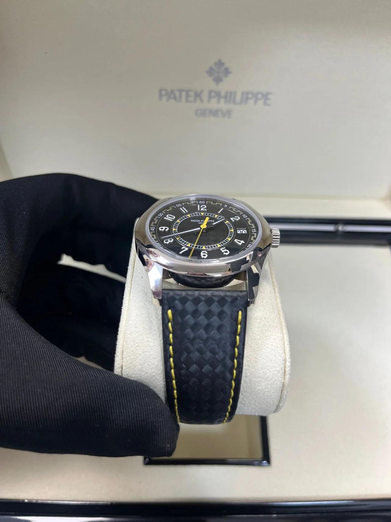 Patek Philippe Calatrava Date Sweep Seconds (Ref# 6007G-001) en vente 4