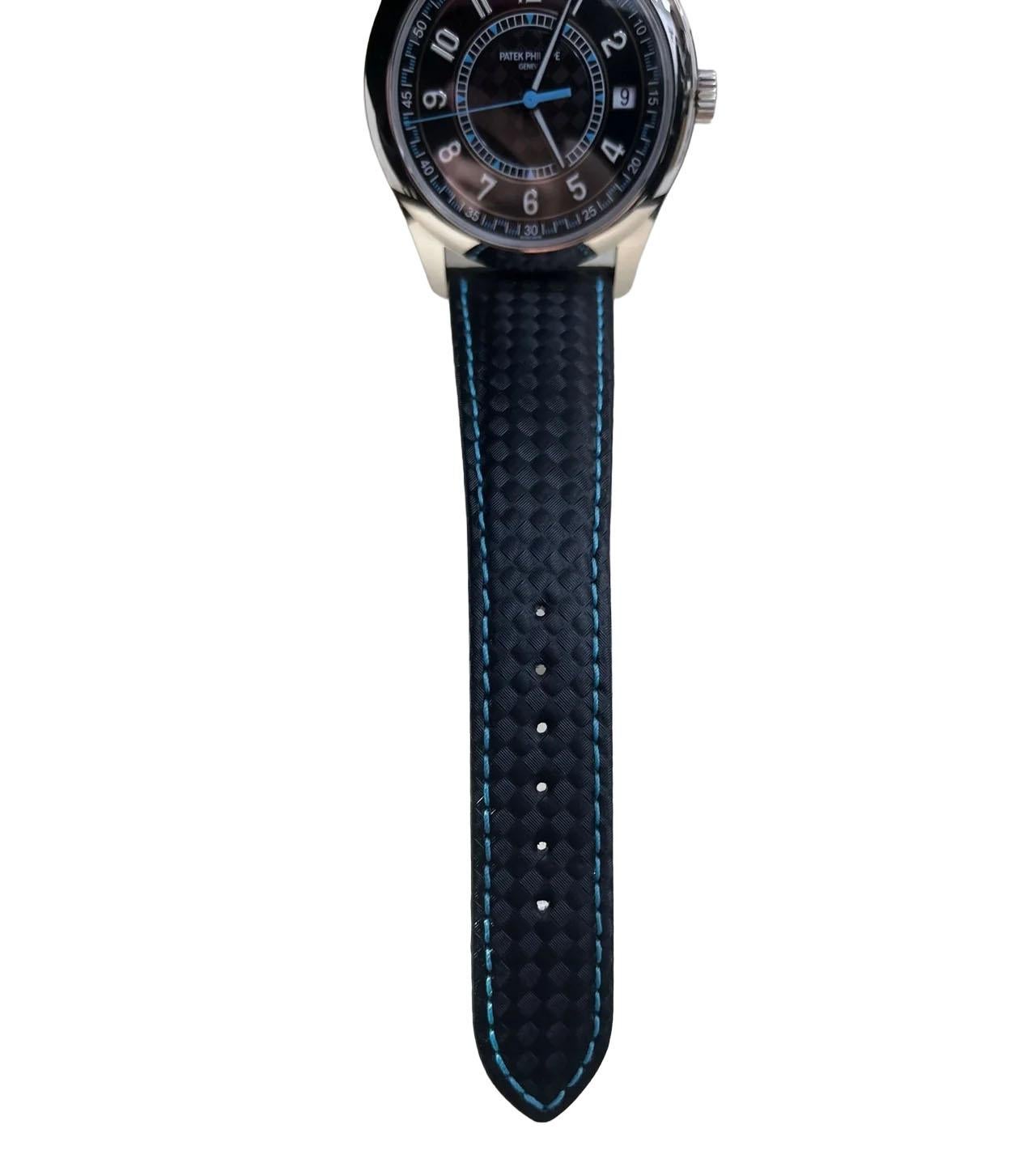 Patek Philippe Calatrava 40mm Blue Date Sweep Seconds (Ref# 6007G-011) en vente 5