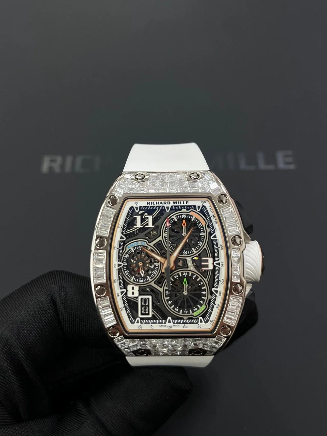 Richard Mille RM 72-01 Cronógrafo Automático Oro Blanco con Diamantes Baguette en venta 10