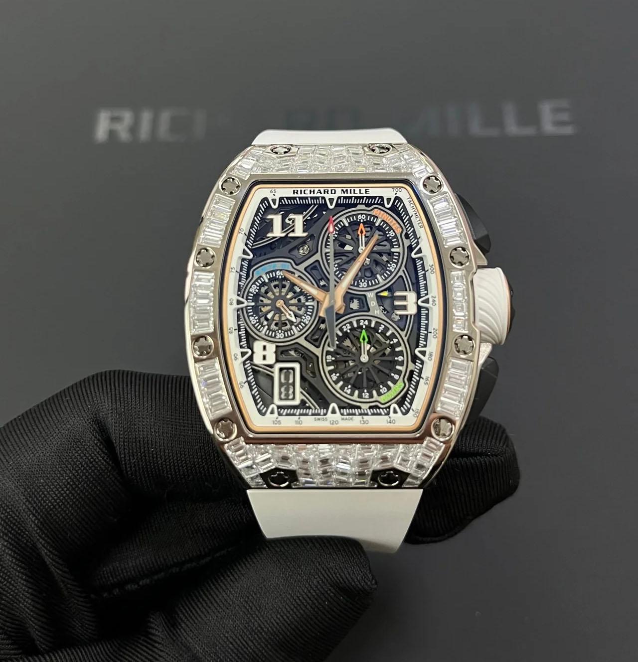 Richard Mille RM 72-01 Cronógrafo Automático Oro Blanco con Diamantes Baguette en venta 9