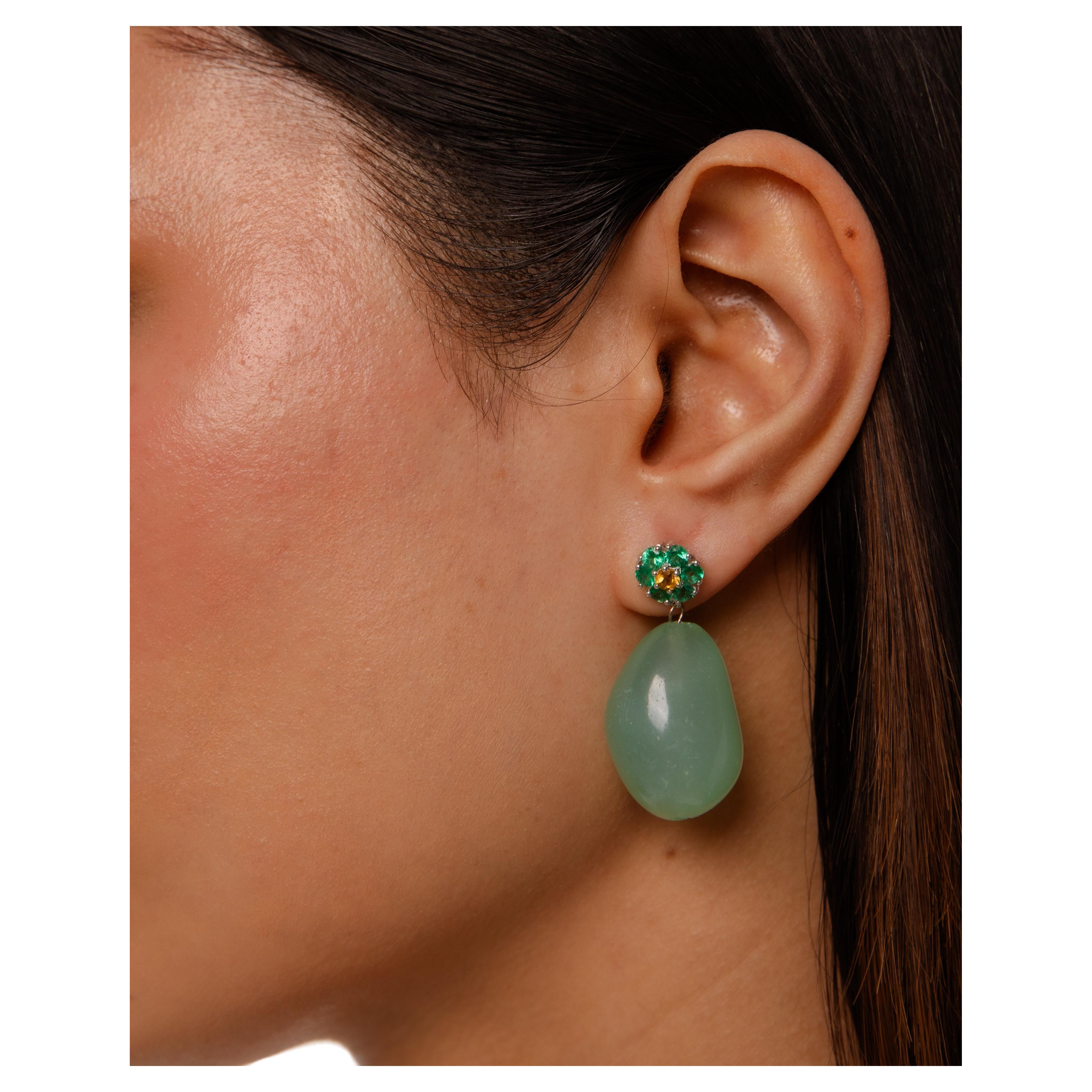 Floral design Earring with emerald and Chalcedony