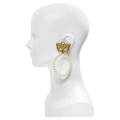 Boucles d'oreilles créoles pendantes vintage dorées avec fausses perles, années 1980