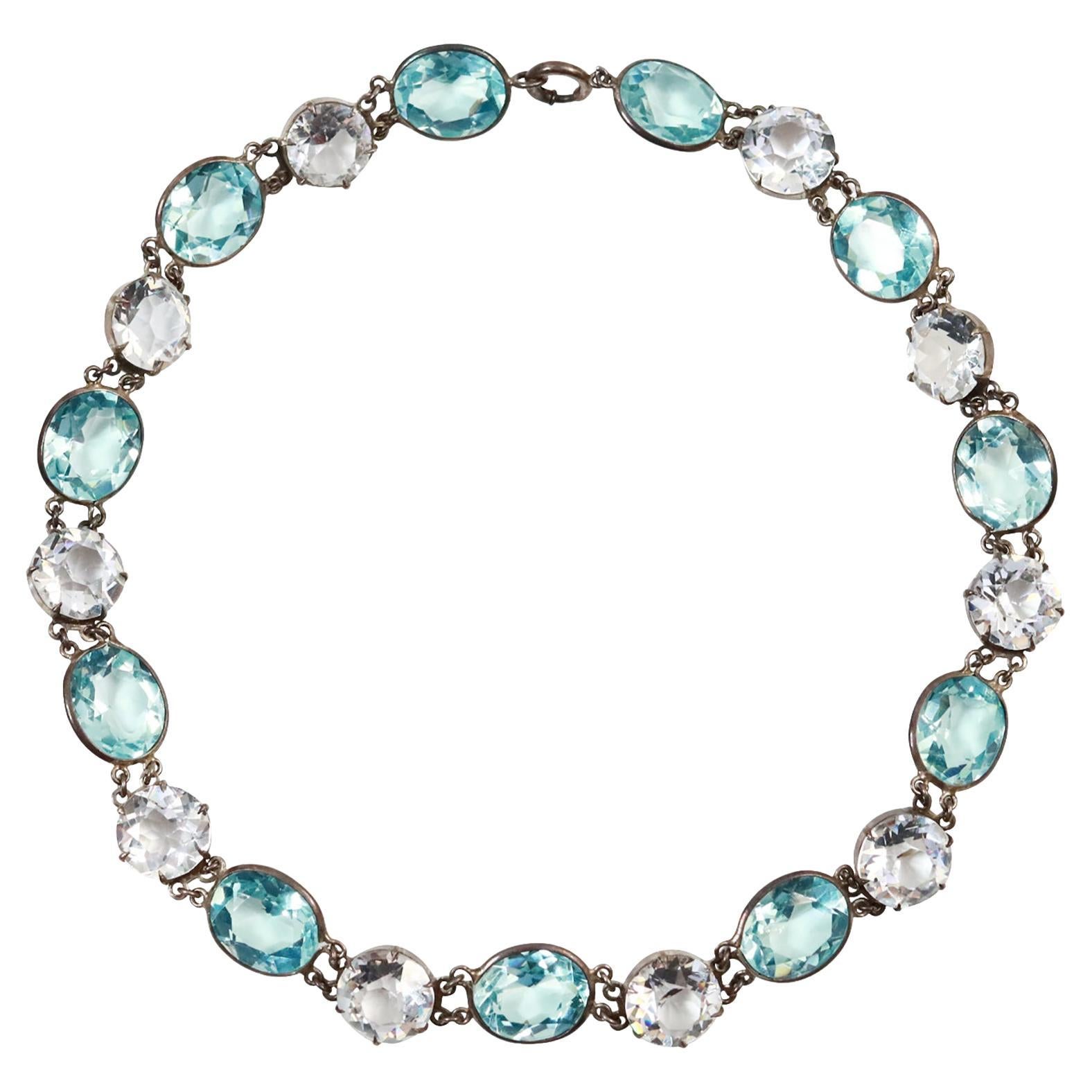 Collar gargantilla vintage de cristal azul y transparente con espalda abierta Circa años 60