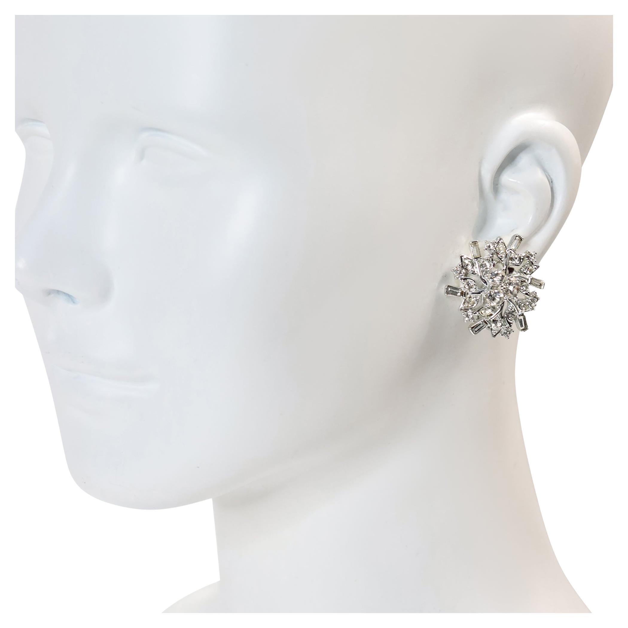 Vintage Charel Silberfarbene Diamant-Ohrringe Circa 1970er Jahre