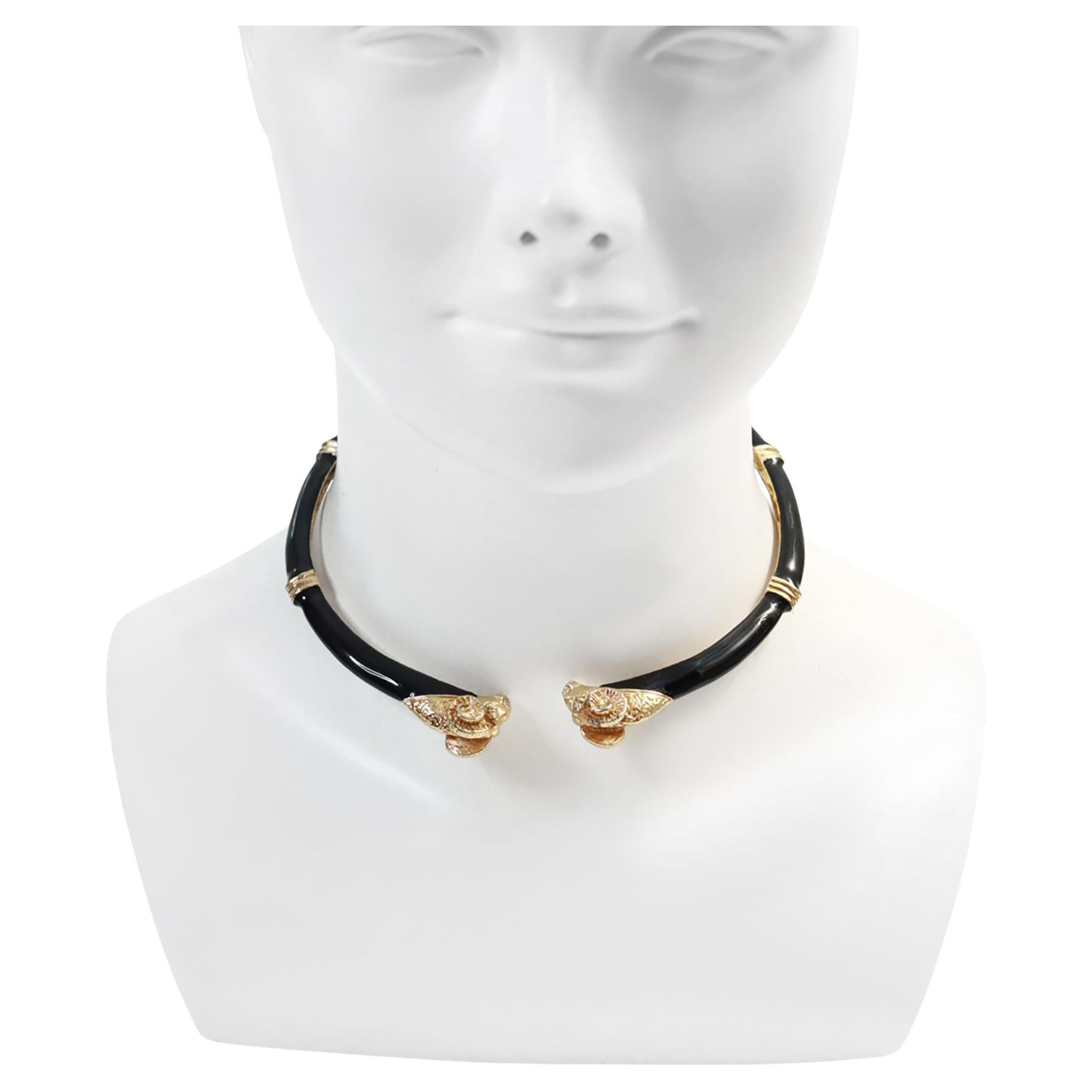 Vintage Donald Stannard Tour de cou tête de bélier en noir et or Circa 1980