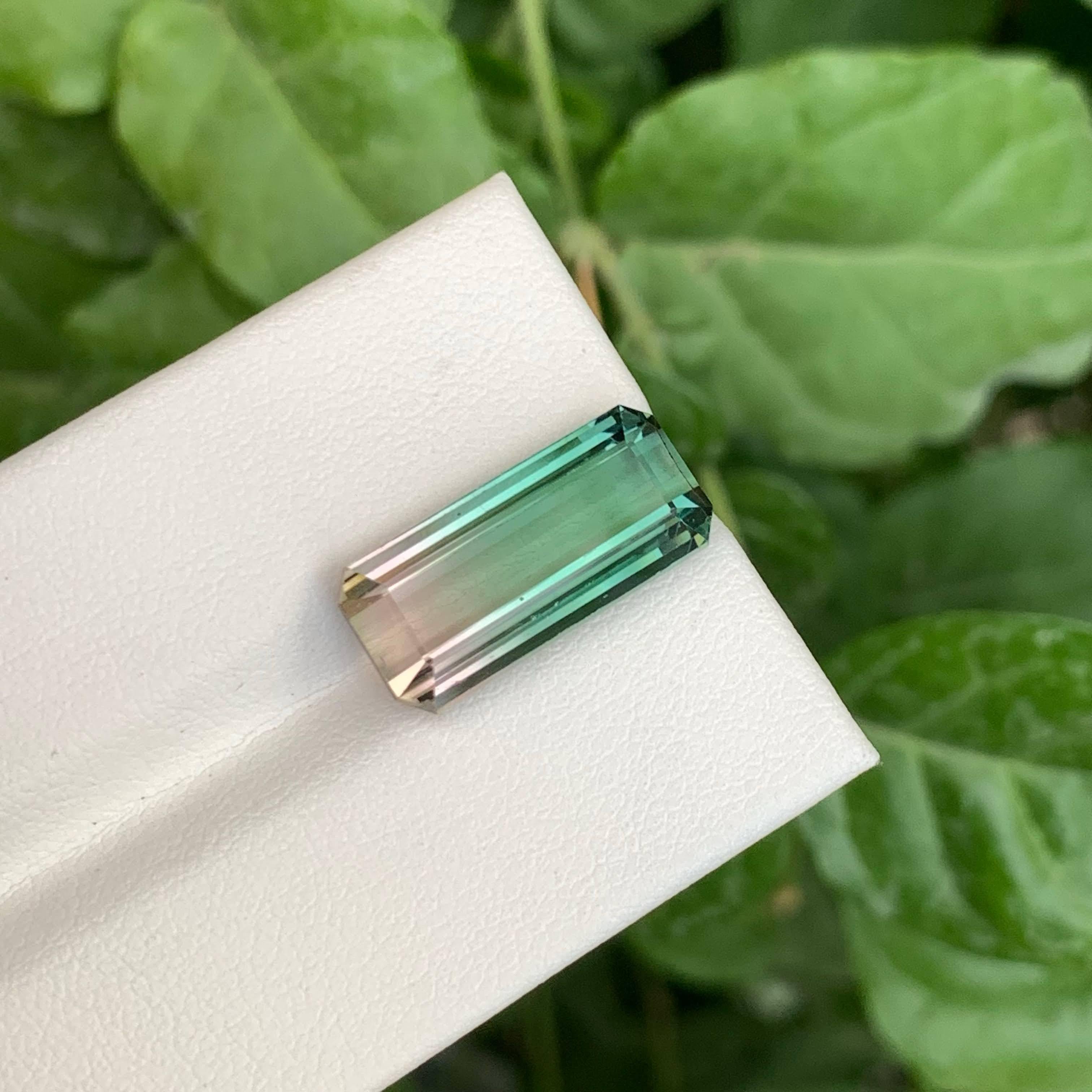 9.10 Carat Loose Bi Color Tourmaline Stone Emerald Cut Natural Afghan Gemstone (pierre précieuse afghane) Neuf - En vente à Bangkok, TH