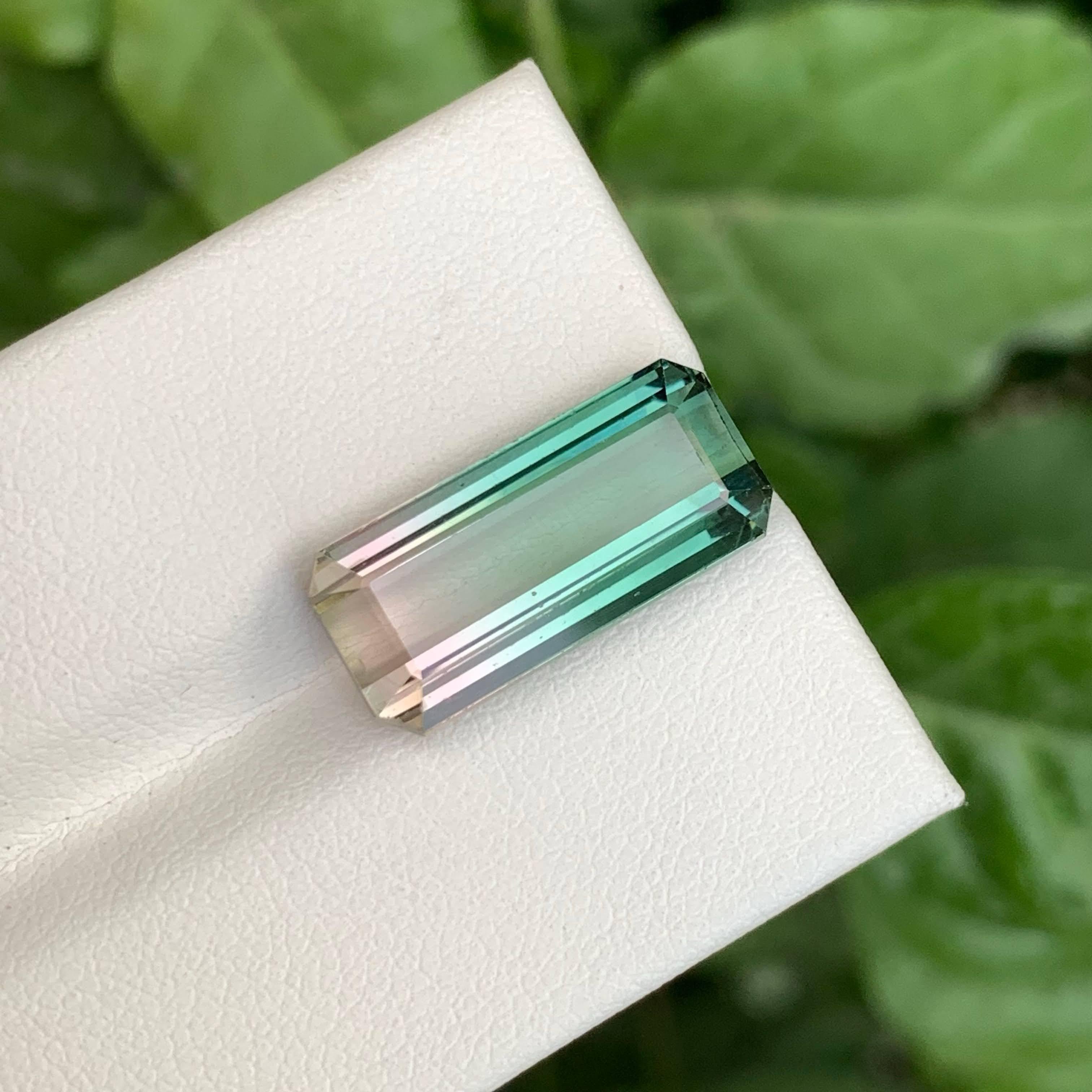 9.10 Carat Loose Bi Color Tourmaline Stone Emerald Cut Natural Afghan Gemstone (pierre précieuse afghane) Unisexe en vente
