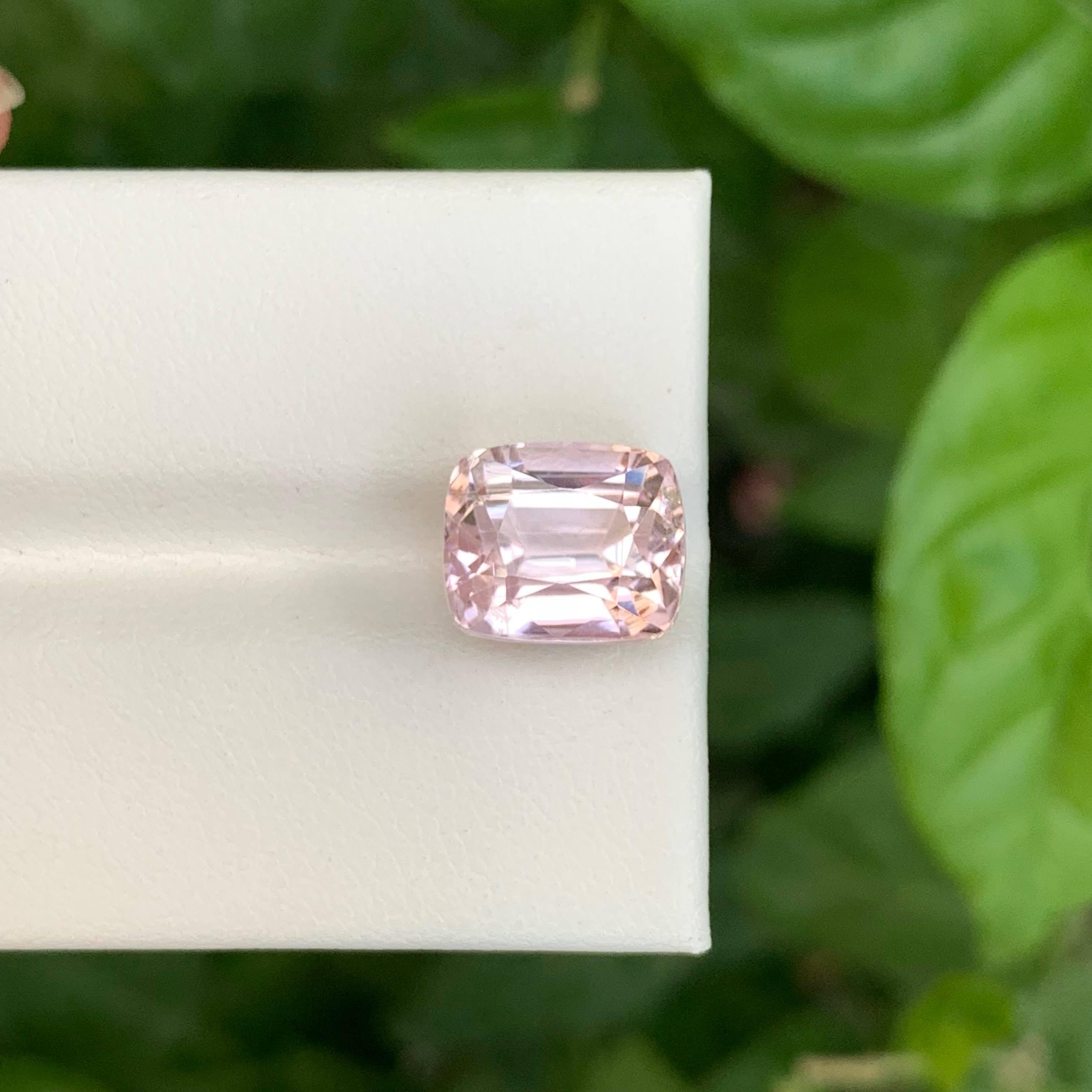7.20 carati di Kunzite rosa sciolta, taglio a cuscino, gemma naturale afgana In condizioni Nuovo in vendita a Bangkok, TH