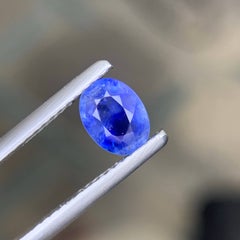 0.85 Carat Natural Loose Blue Color Sapphire For Jewelry Sri Lankan Gemstone