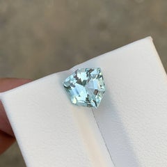 2.40 Carat Natural Loose Light Blue Color Aquamarine For Ring Jewelry Gemstone