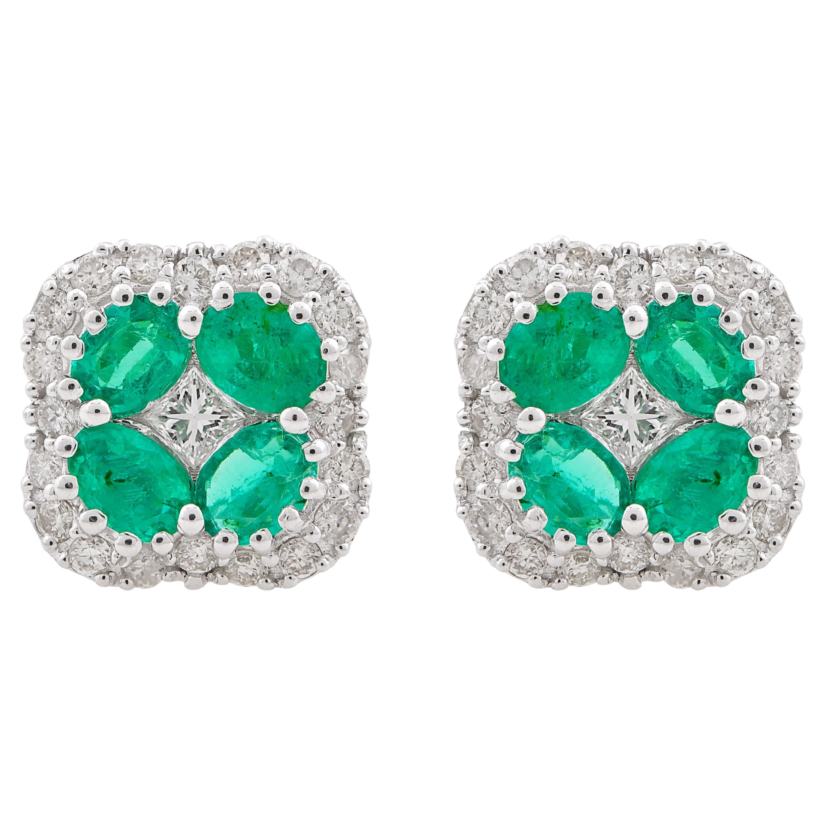 Oval Natural Emerald Clover Stud Earrings Diamond Pave 18k White Gold Jewelry For Sale