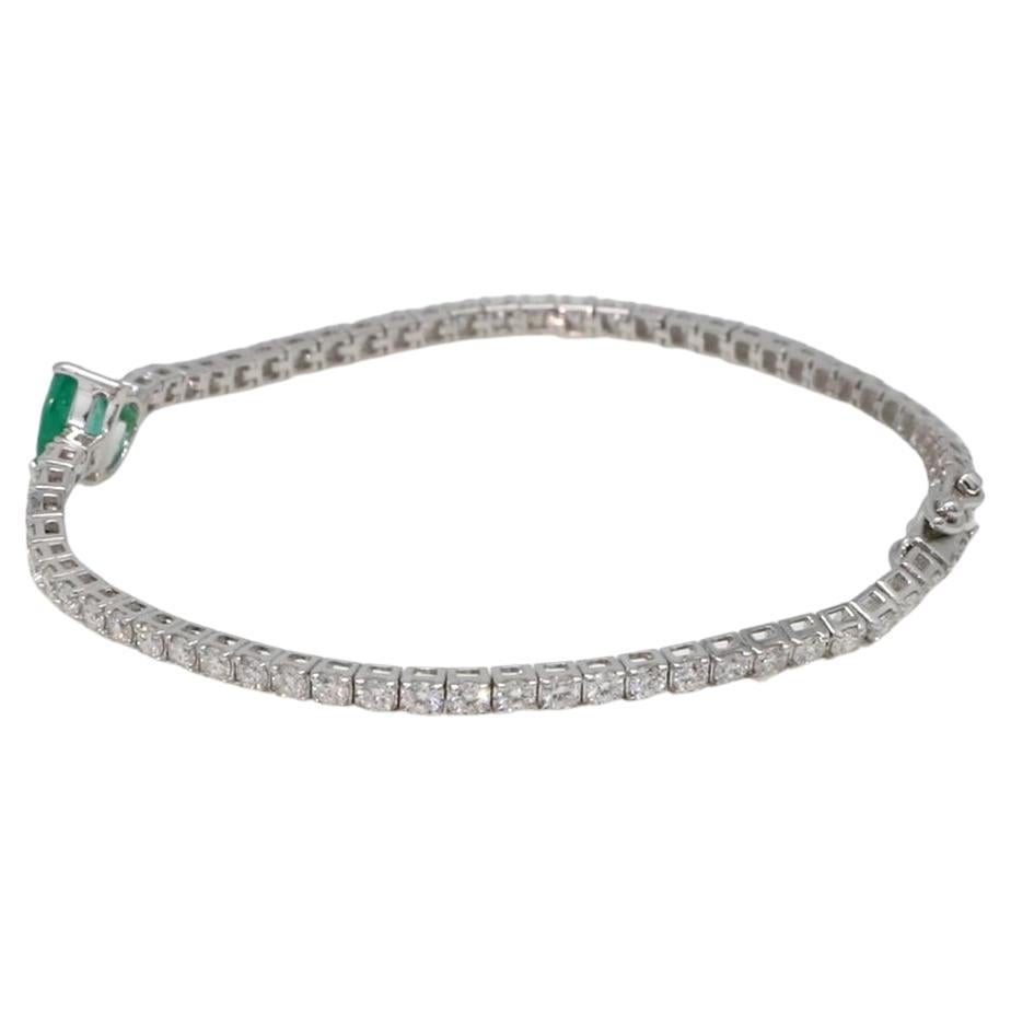 Pear Cut Pear Natural Emerald Gemstone Bracelet Diamond Solid 18k White Gold Jewelry For Sale
