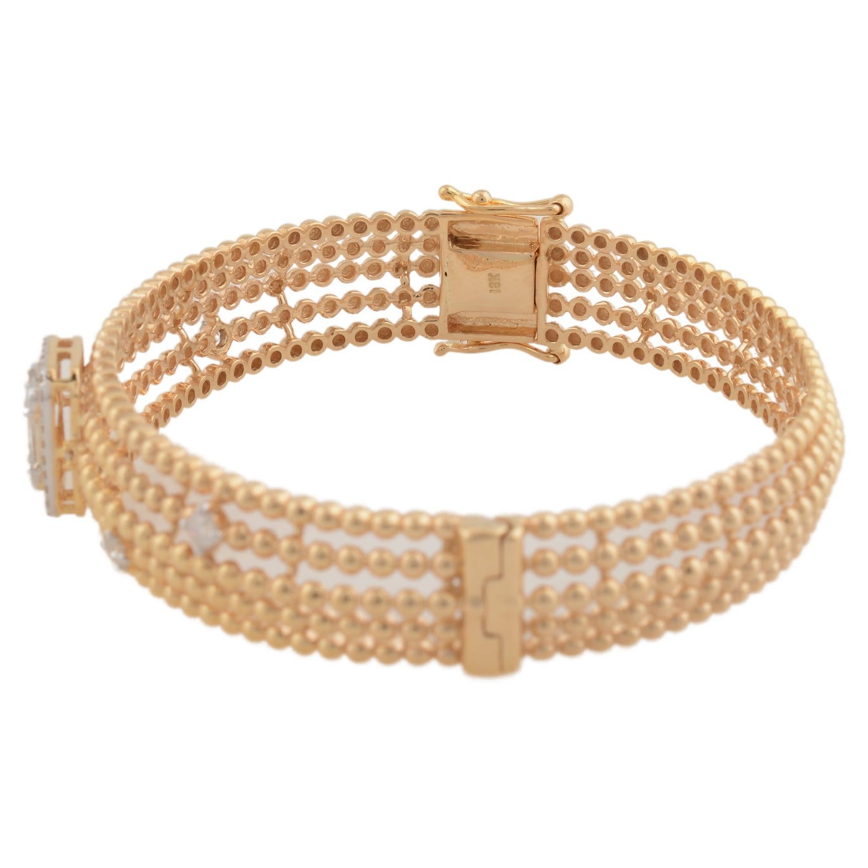 Women's 0.90 Carat SI Clarity HI Color Baguette Diamond Bracelet 18 Karat Yellow Gold For Sale