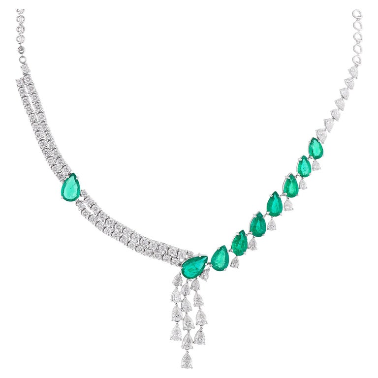 Natural Emerald Gemstone Choker Necklace Diamond 18 Karat White Gold Jewelry For Sale at 1stDibs
