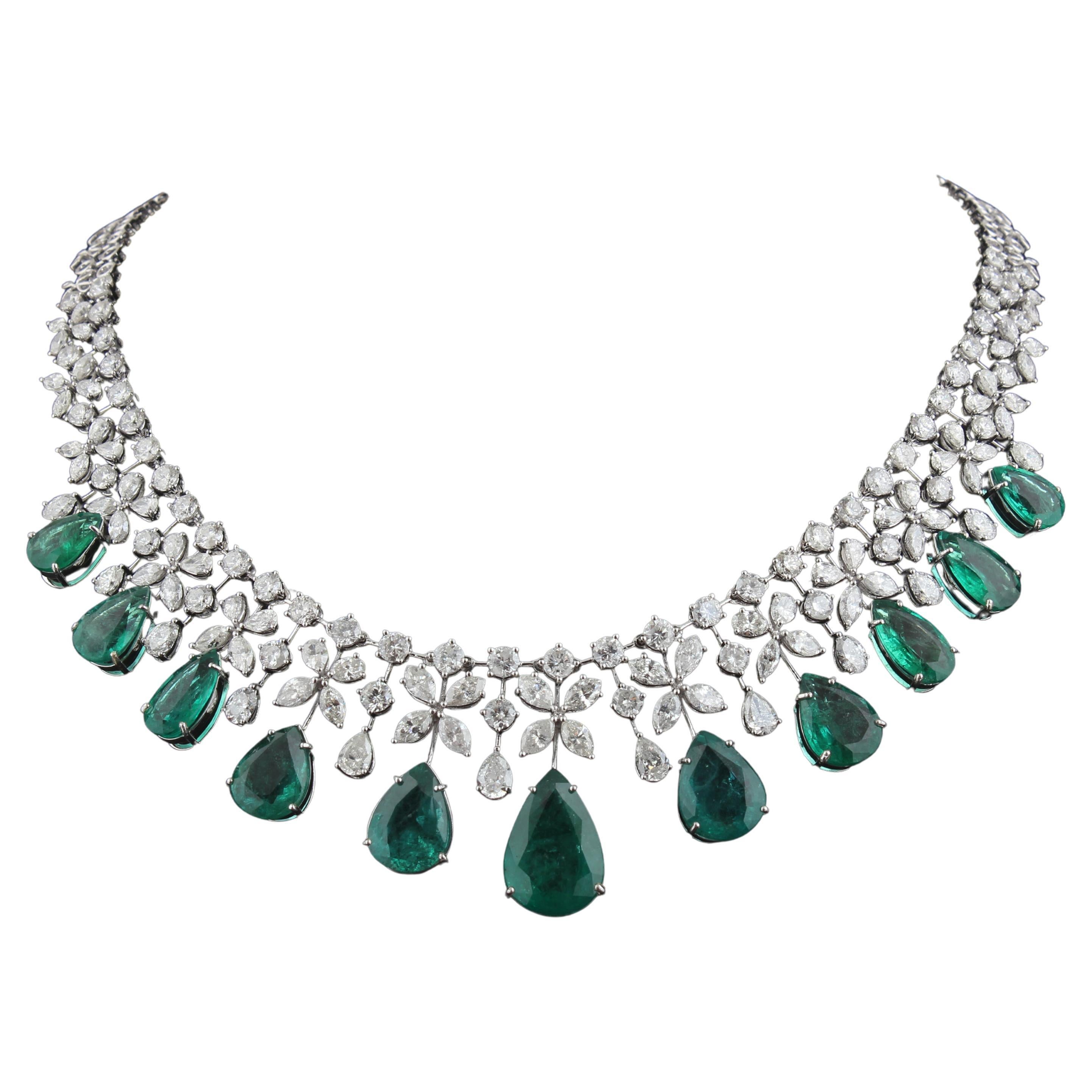 Pear Shape Natural Emerald Gemstone Necklace Diamond Pave 18 Karat White Gold For Sale