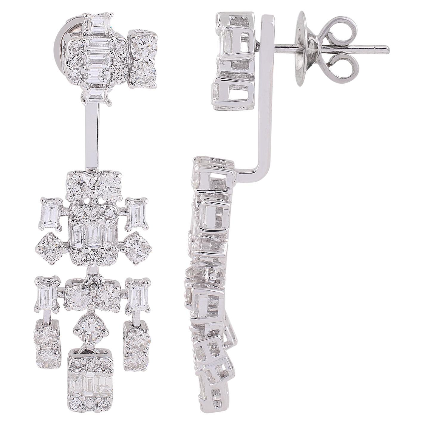 Boucles d'oreilles veste en or blanc 18 carats avec diamants baguettes de 3,60 carats, fabrication artisanale en vente