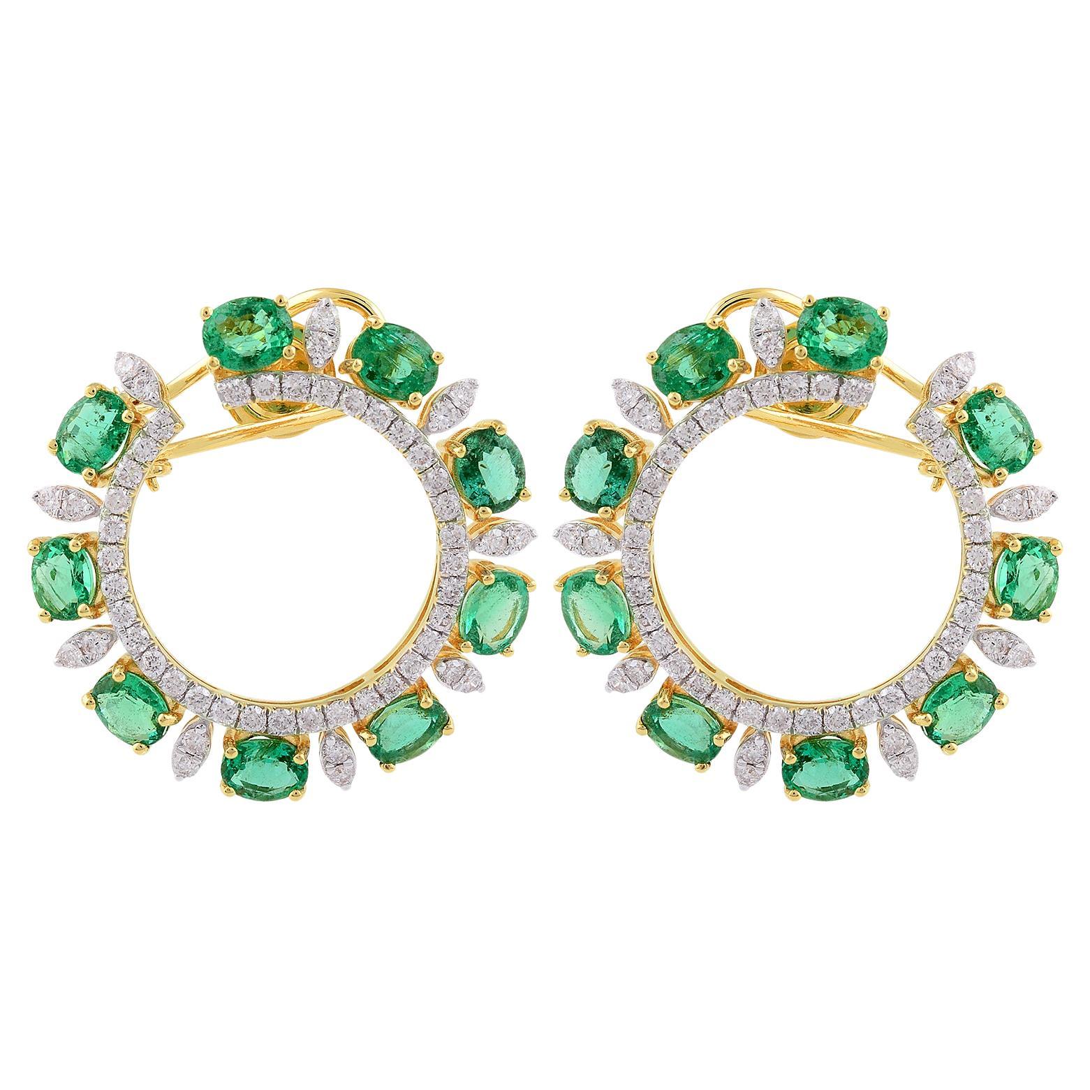 Boucles d
oreilles à levier en or jaune 14 carats avec émeraudes de Zambie ovales et diamants