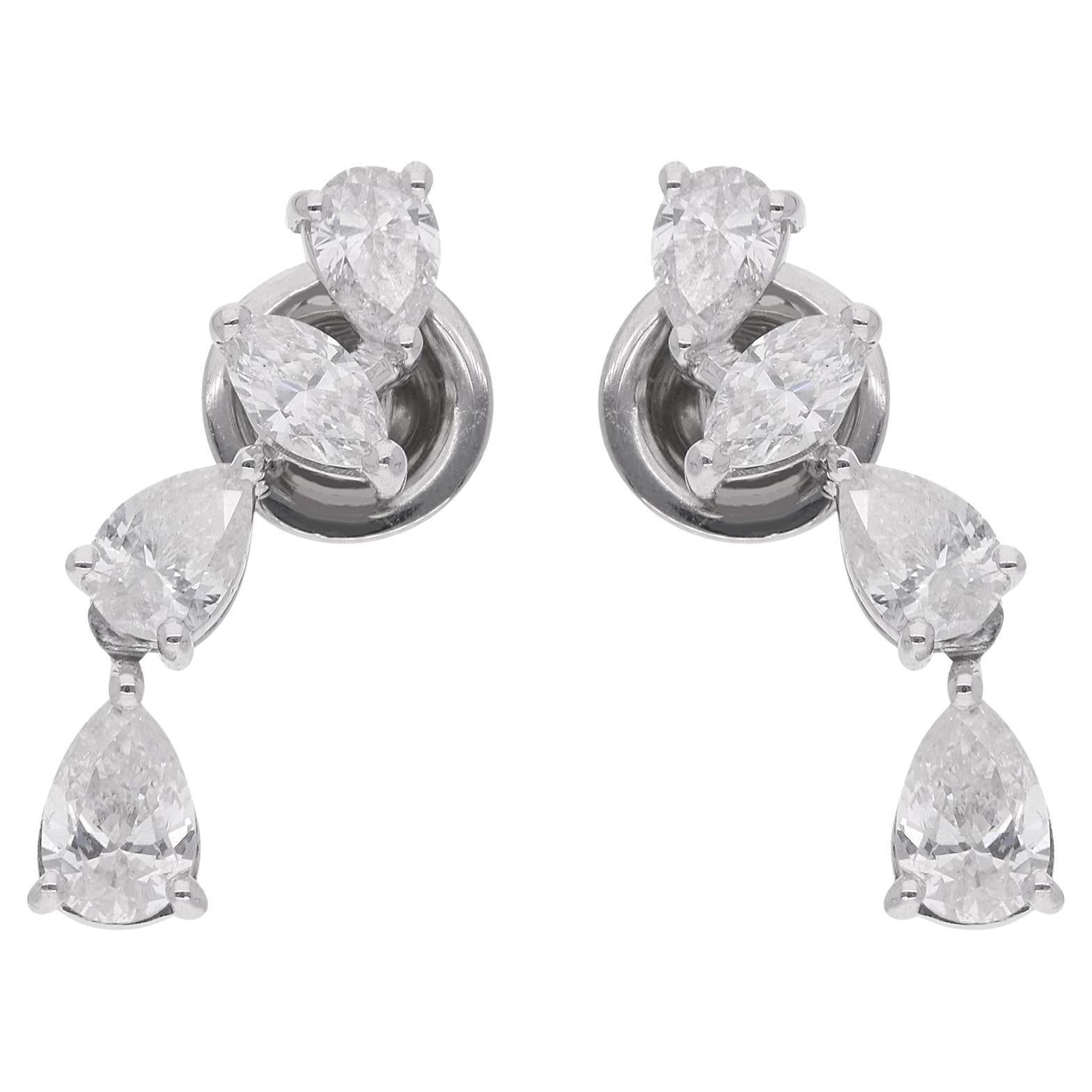 Boucles d
oreilles en or blanc 18 carats avec diamants taille marquise et poire de 1,86 carat en vente
