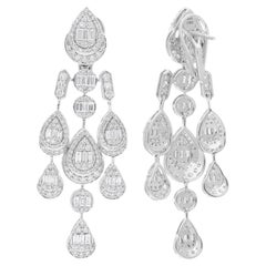 Boucles d'oreilles lustre en or blanc massif 18 carats avec diamants baguettes, fabrication artisanale