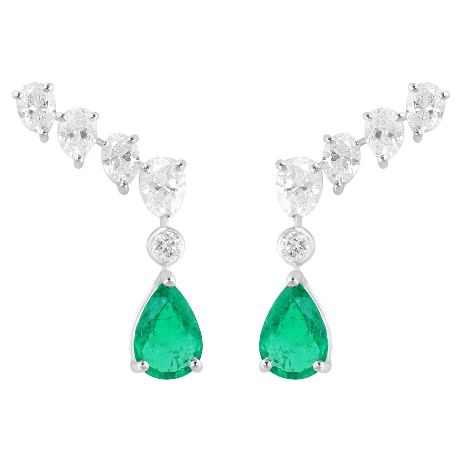 Orecchini di smeraldo dello Zambia con diamante in oro bianco 18 carati Gioielli di pregio in vendita