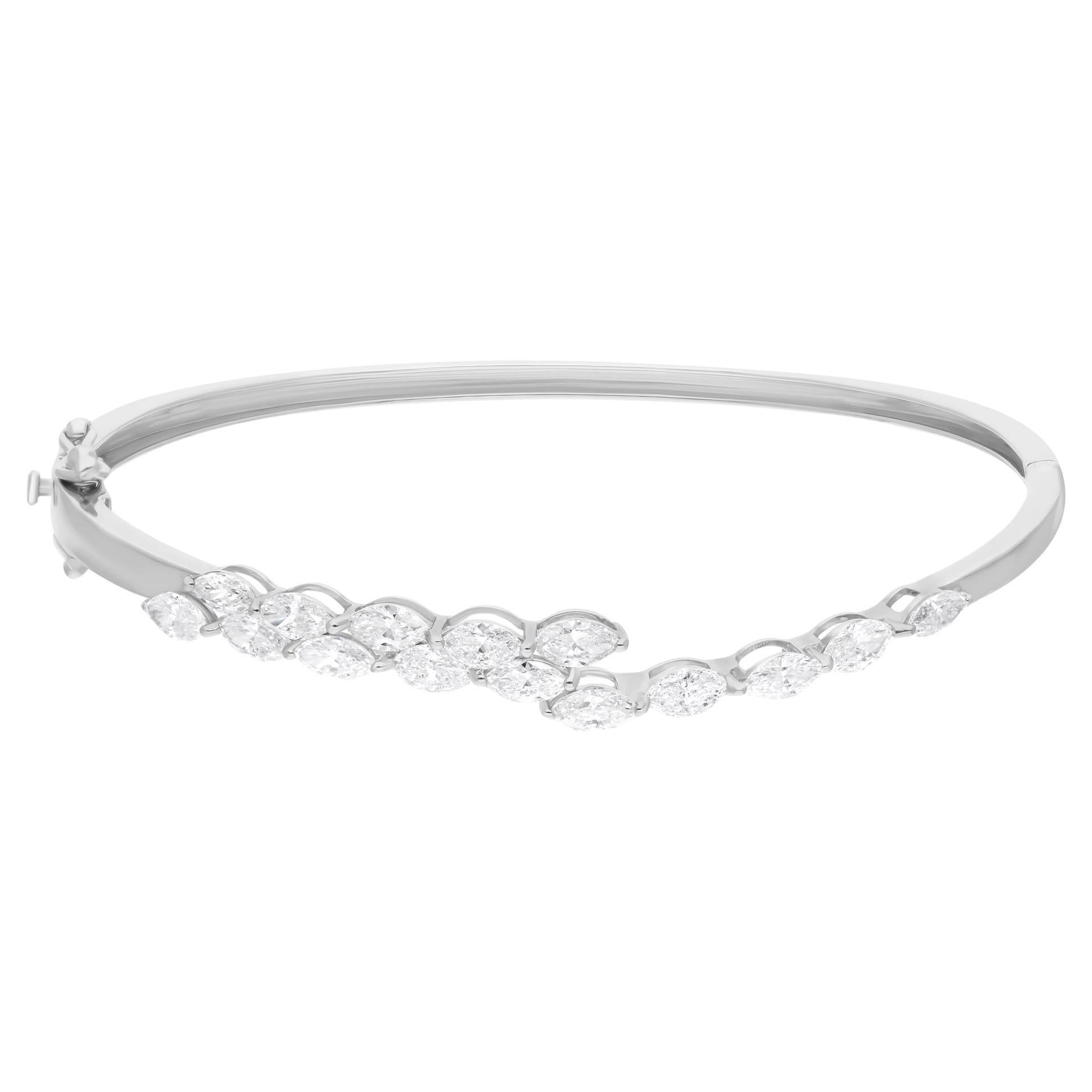 2.40 Carat SI/HI Marquise Brilliant Cut Diamond Bracelet en or blanc 18k
