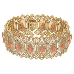 Bracelet de pierres précieuses corail naturel de pureté SI et diamants de couleur hi-colore en or jaune 18 carats