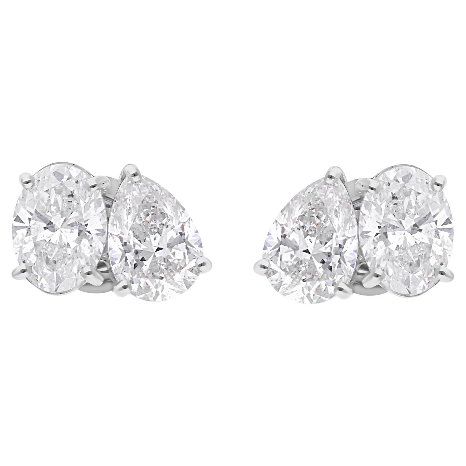 Boucles d
oreilles en or blanc 18 carats avec diamants ovales et poire de couleur SI Clarity HI
