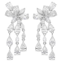 Pendientes de oro blanco de 18 quilates con diamante multiforma de 7,40 quilates, claridad SI y color HI