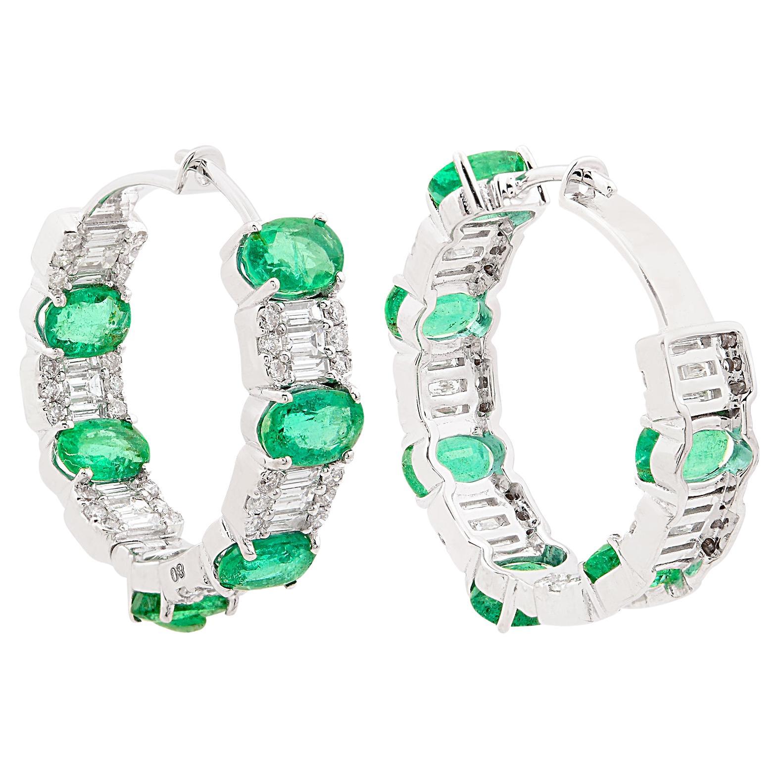 Orecchini a cerchio con pietra preziosa di smeraldo dello Zambia Diamante Gioielli in oro bianco 14 carati