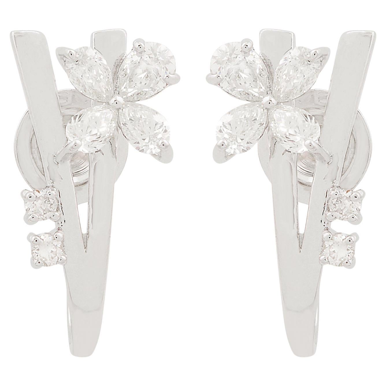Boucles d
oreilles fleur en or blanc 18 carats avec diamants ronds et poire de couleur SI Clarity HI en vente