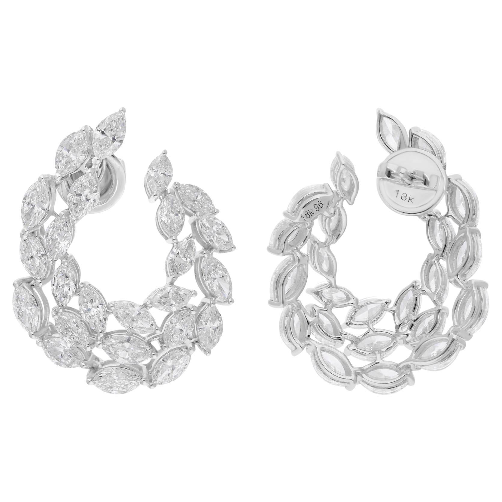 Fundidos en oro de 14 quilates, estos exquisitos pendientes están engastados con 7,26 quilates de brillantes diamantes.

SIGUE LA TIENDA DE SPECTRUM JEWELS para ver la última colección y piezas exclusivas. Spectrum Jewels se enorgullece de ser uno