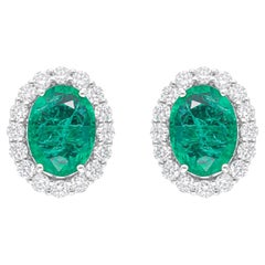Pendientes de oro blanco de 18 quilates con esmeralda de Zambia SI/H Diamante