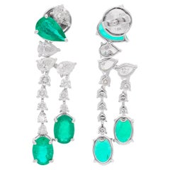 Pendants d
oreilles en or blanc 14 carats avec émeraude de 4,00 carats et diamants de 2,14 carats