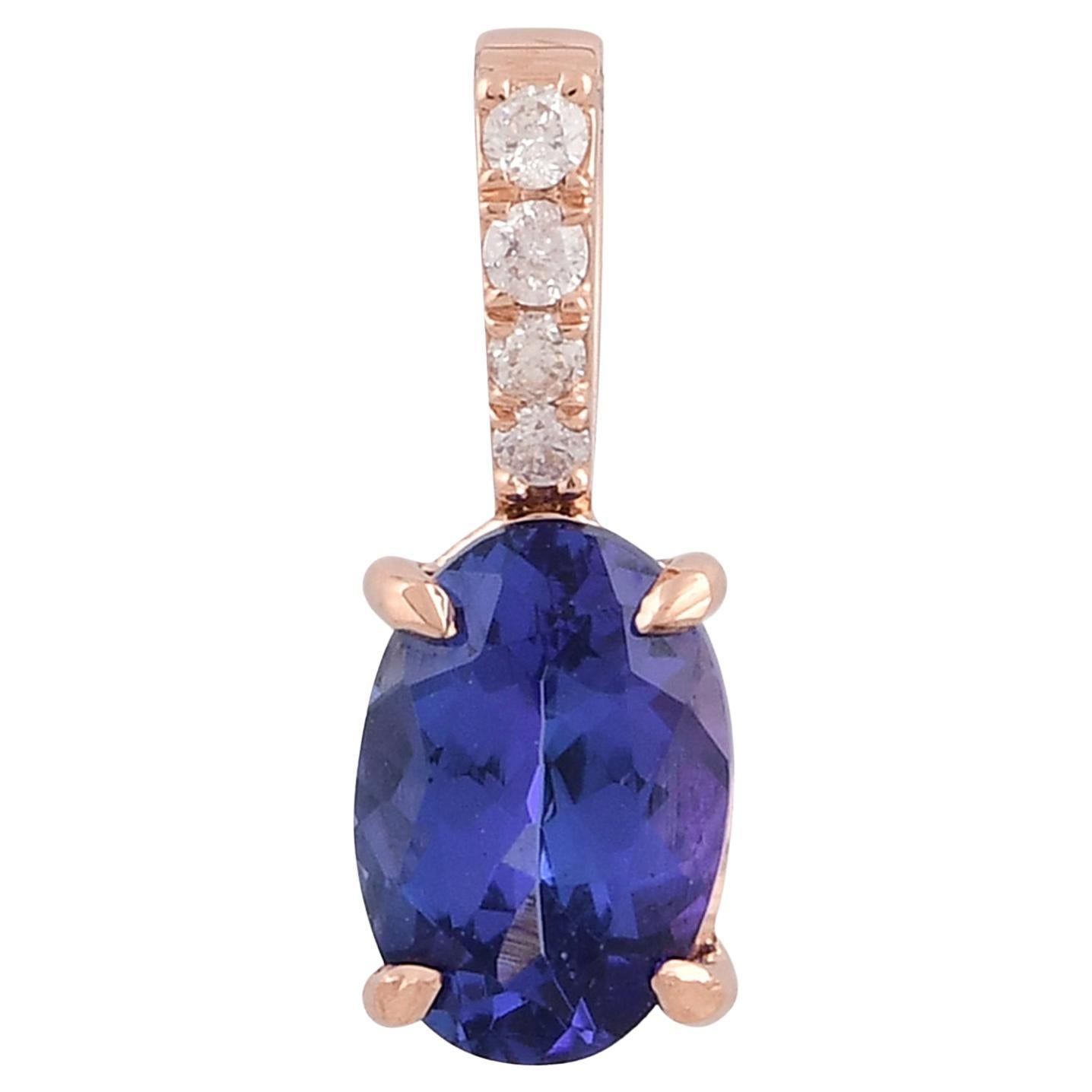 Ciondolo ovale con gemma di tanzanite, ciondolo con pavé di diamanti, gioielli in oro rosa 18 carati