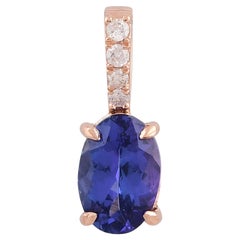 Ciondolo ovale con gemma di tanzanite, ciondolo con pavé di diamanti, gioielli in oro rosa 18 carati