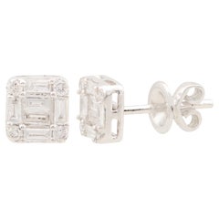 0,37 Carati SI/H Baguette Diamond 10 Karat White Gold Cushion Stud Tiny Earrings