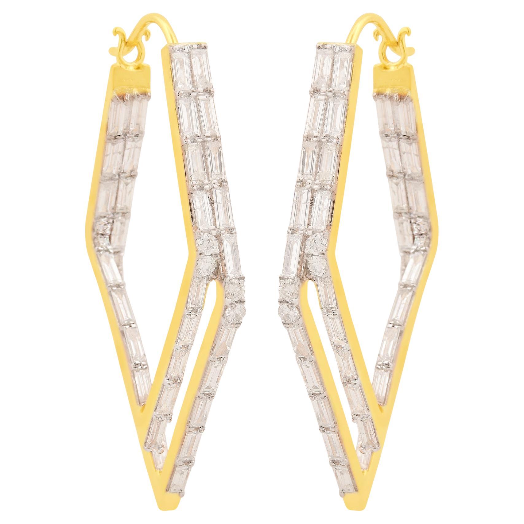 Orecchini a cerchio con design a aquilone con diamanti naturali da 4 carati Si/HI Gioielli in oro giallo 18k in vendita