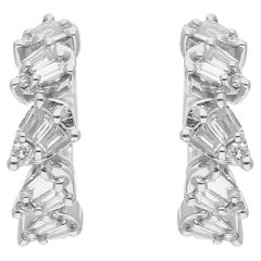 Créoles en or blanc 14 carats avec diamants baguettes SI/H de 0,29 carat