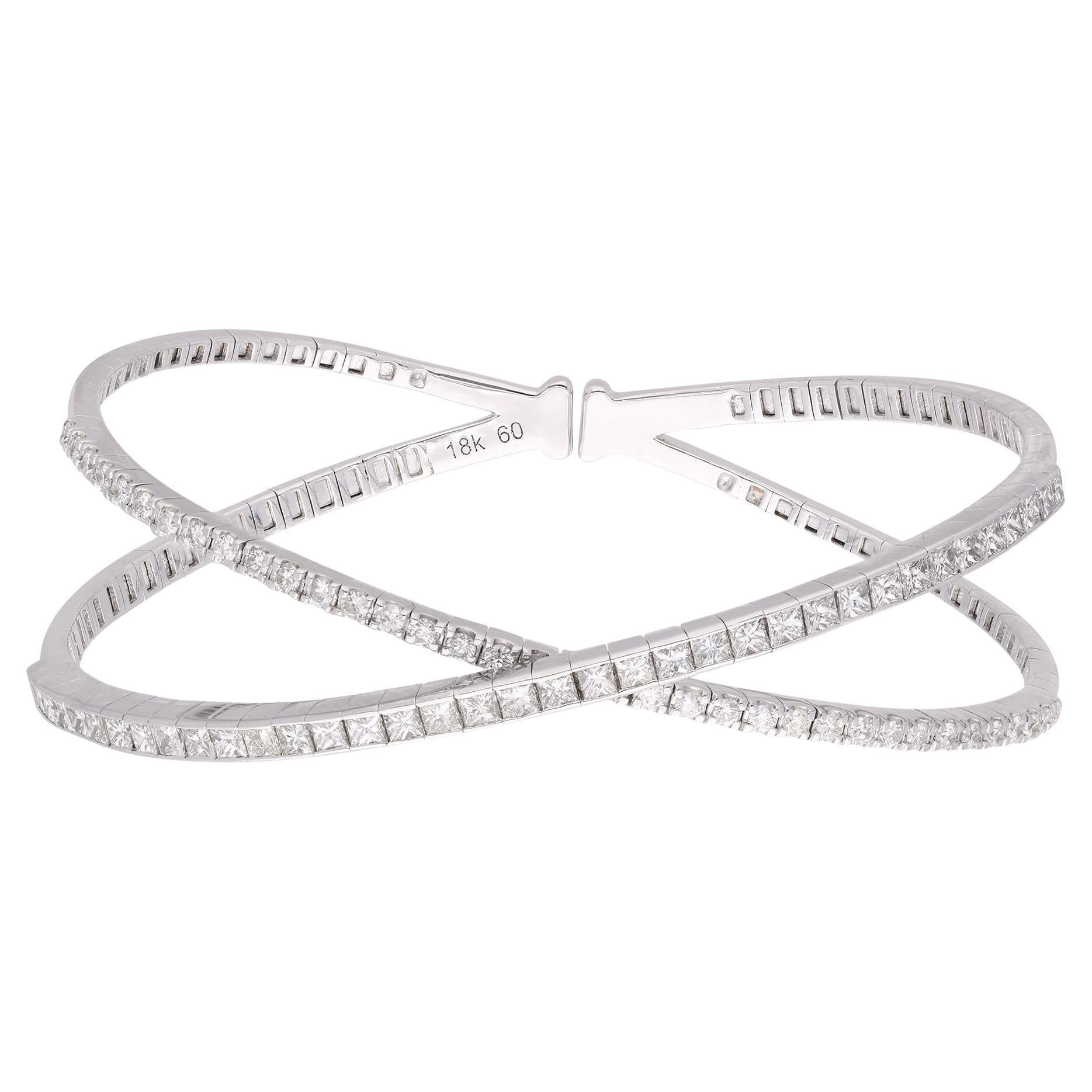 2.70 Carat SI/H Princess Diamond Criss Cross Bangle Bracelet 18 Karat White Gold For Sale