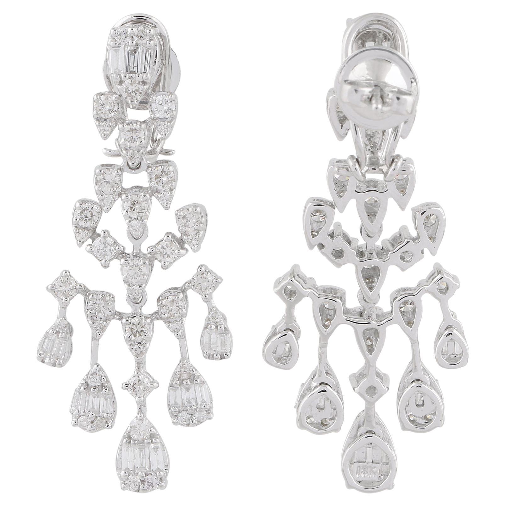 2.80 Carat SI/HI Baguette Round Diamond Chandelier Earrings 18 Karat White Gold