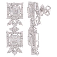 Orecchini pendenti con diamanti tondi e baguette da 2,60 carati SI/HI, oro bianco 18 carati